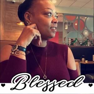 Meet your Posher, Rita